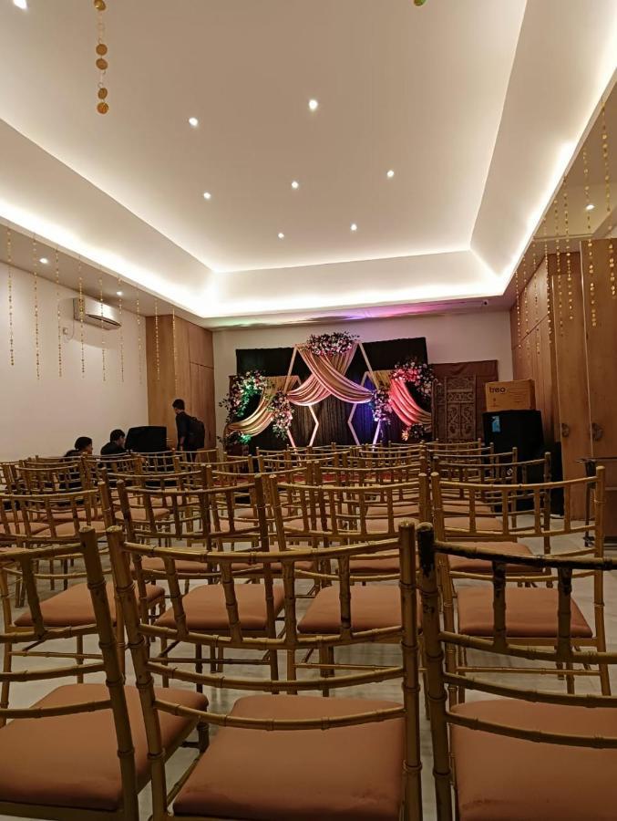 Hotel Mirana , Tinsukia Extérieur photo